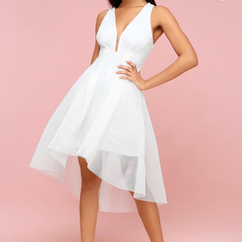 Elliatt Jewel White Mesh High-Low Dress